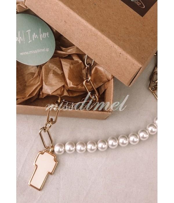 ΚΟΛΙΕ ΜΙΣΟ ΠΕΡΛΕΣ ΜΙΣΟ ΑΛΥΣΙΔΑ