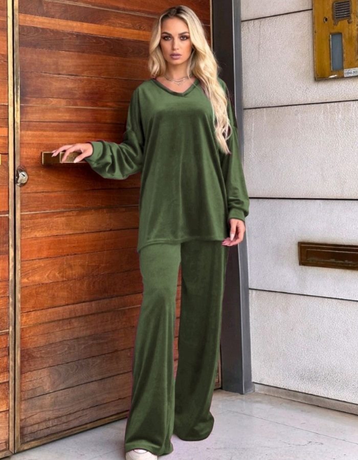 Set velvet με V λαιμόκοψη