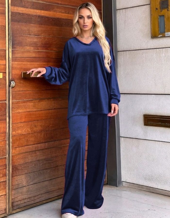 Velvet set με V λαιμόκοψη