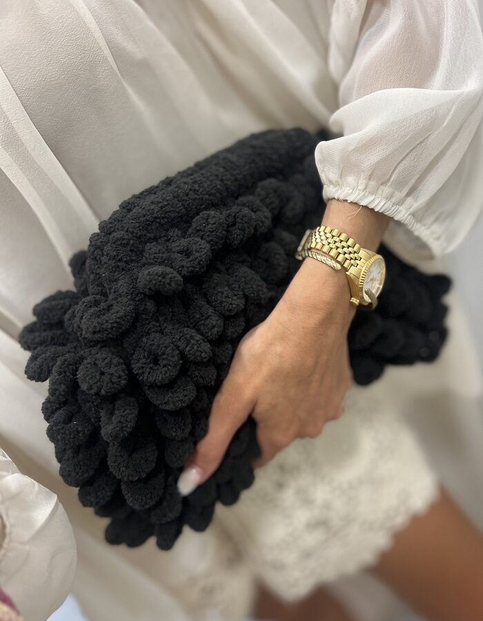Χειροποίητη τσάντα puffy bag μαύρη