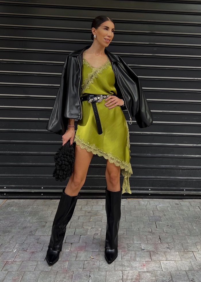 Viral lace dress olive