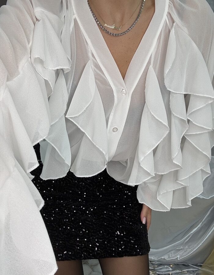 Camelia πουκάμισο με βολάν λευκό