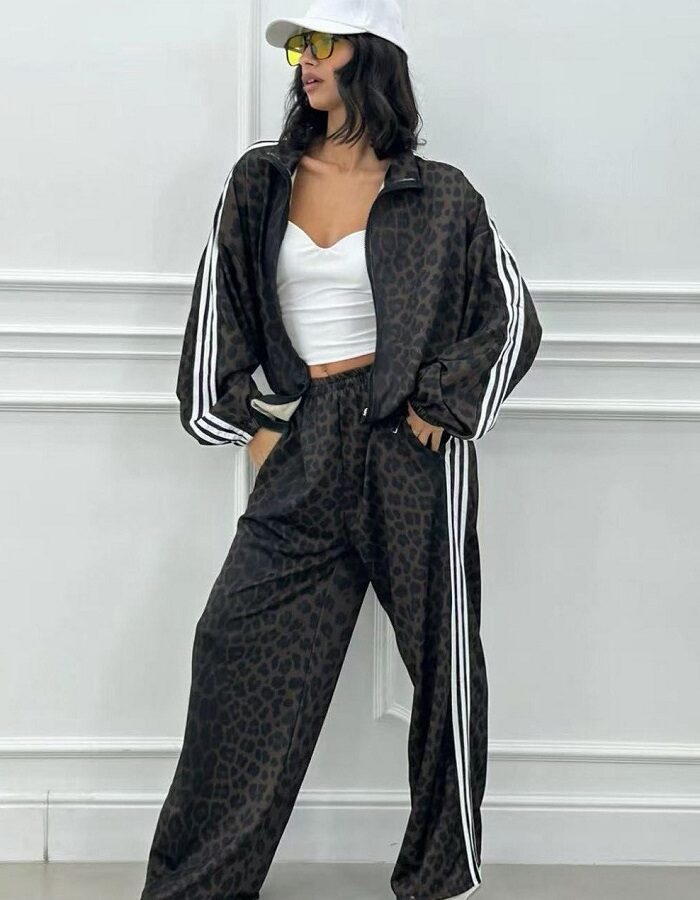 Arial σετ φόρμας λεοπάρ με λευκή ρίγα
