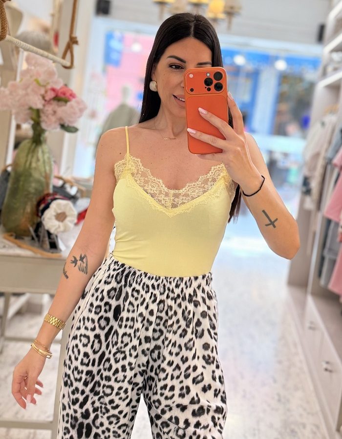 Eva κορμάκι με δαντέλα λεμονί